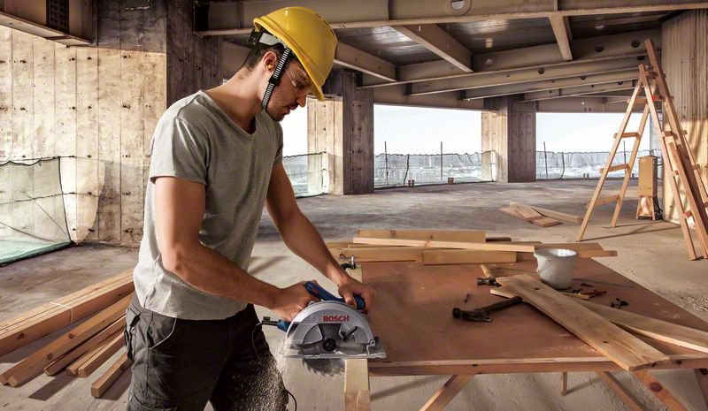 BOSCH-CIRCULAR SAW 7